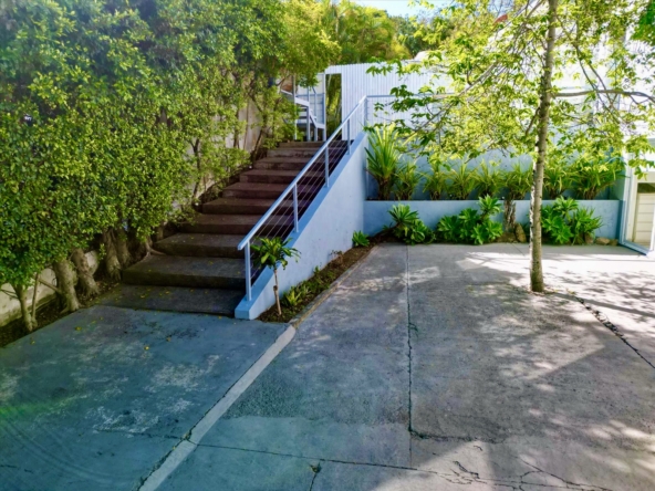 Casa Tres Alto – Escazú, Costa Rica – photo 1