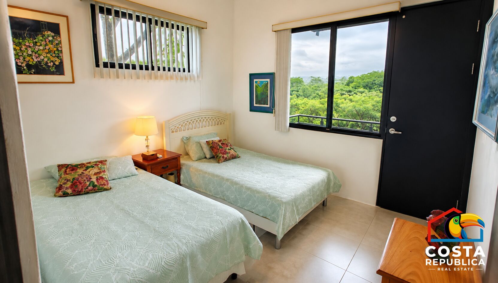 Ocean River View Villa – guest bedroom – Tárcoles, Costa Rica