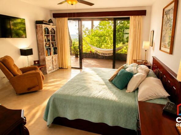 Ocean River View Villa – master bedroom – Tárcoles, Costa Rica
