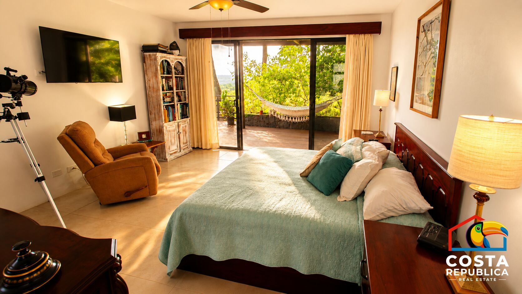 Ocean River View Villa – master bedroom – Tárcoles, Costa Rica
